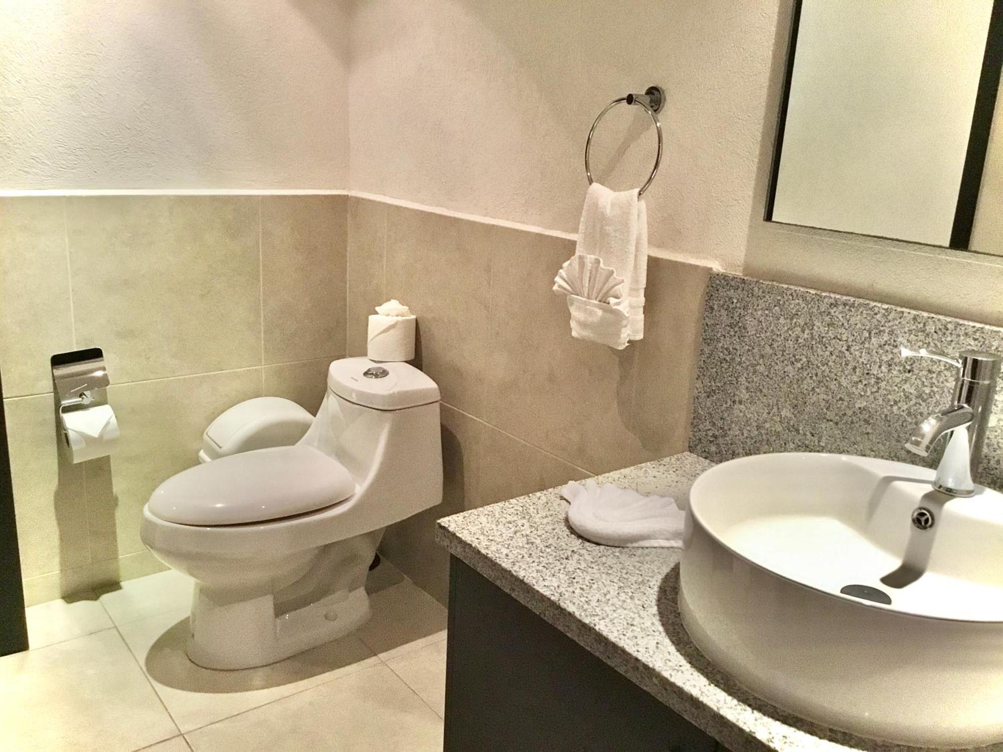 Apartamentos Grand Venetian Puerto Vallarta Værelse billede